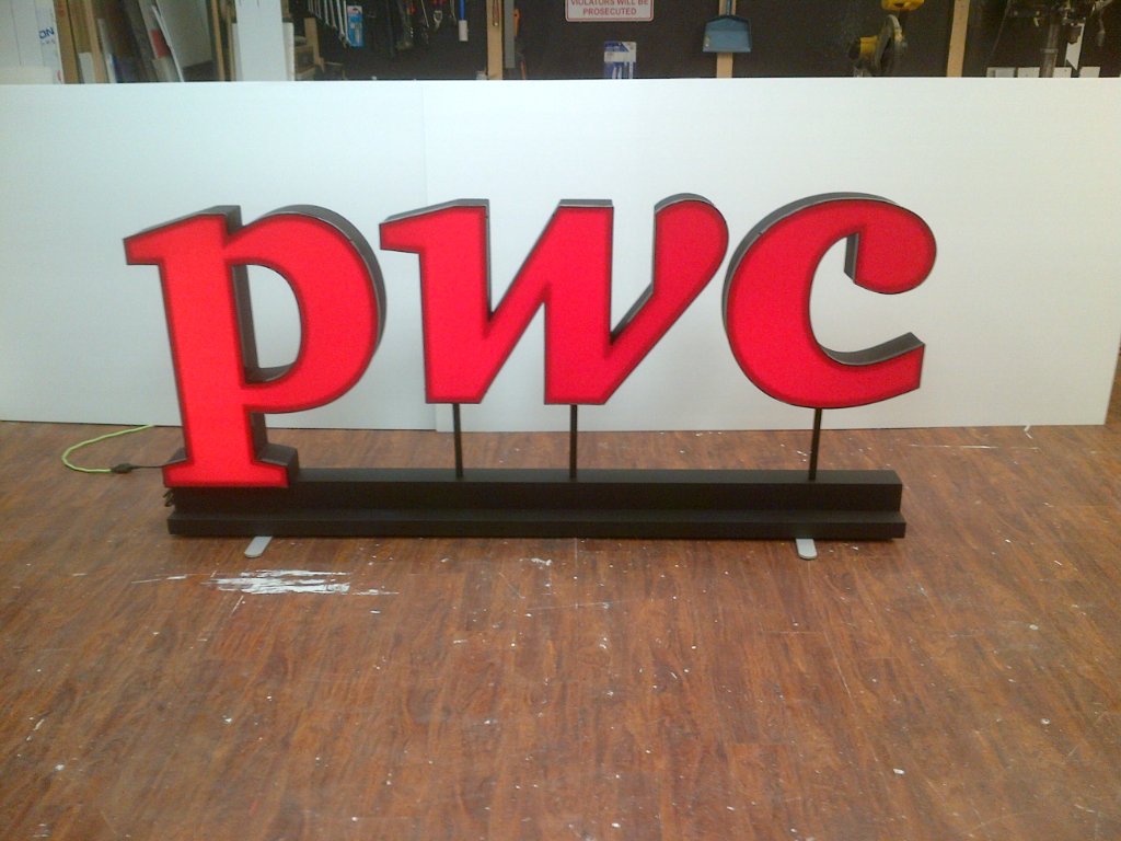 PwC - 3D LED Dimensional Event Sign