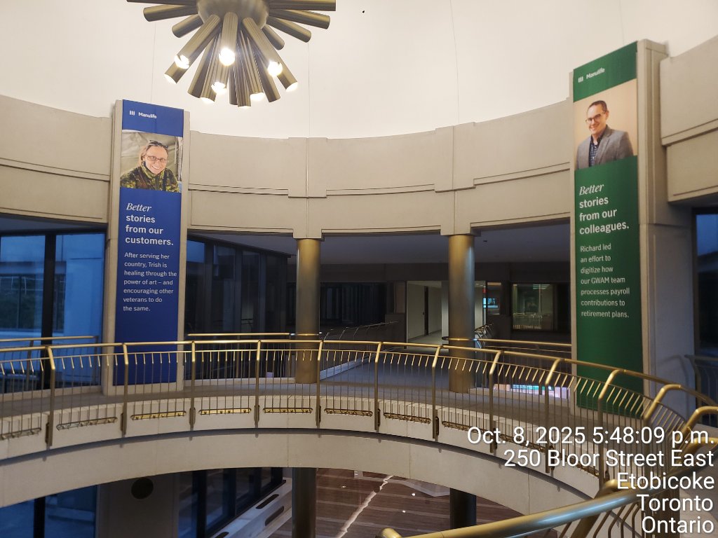 Manulife - Interior Lobby Banners