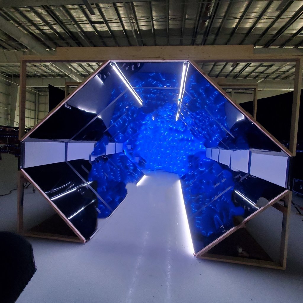 Film/TV Set - Mirror Tunnel Installation