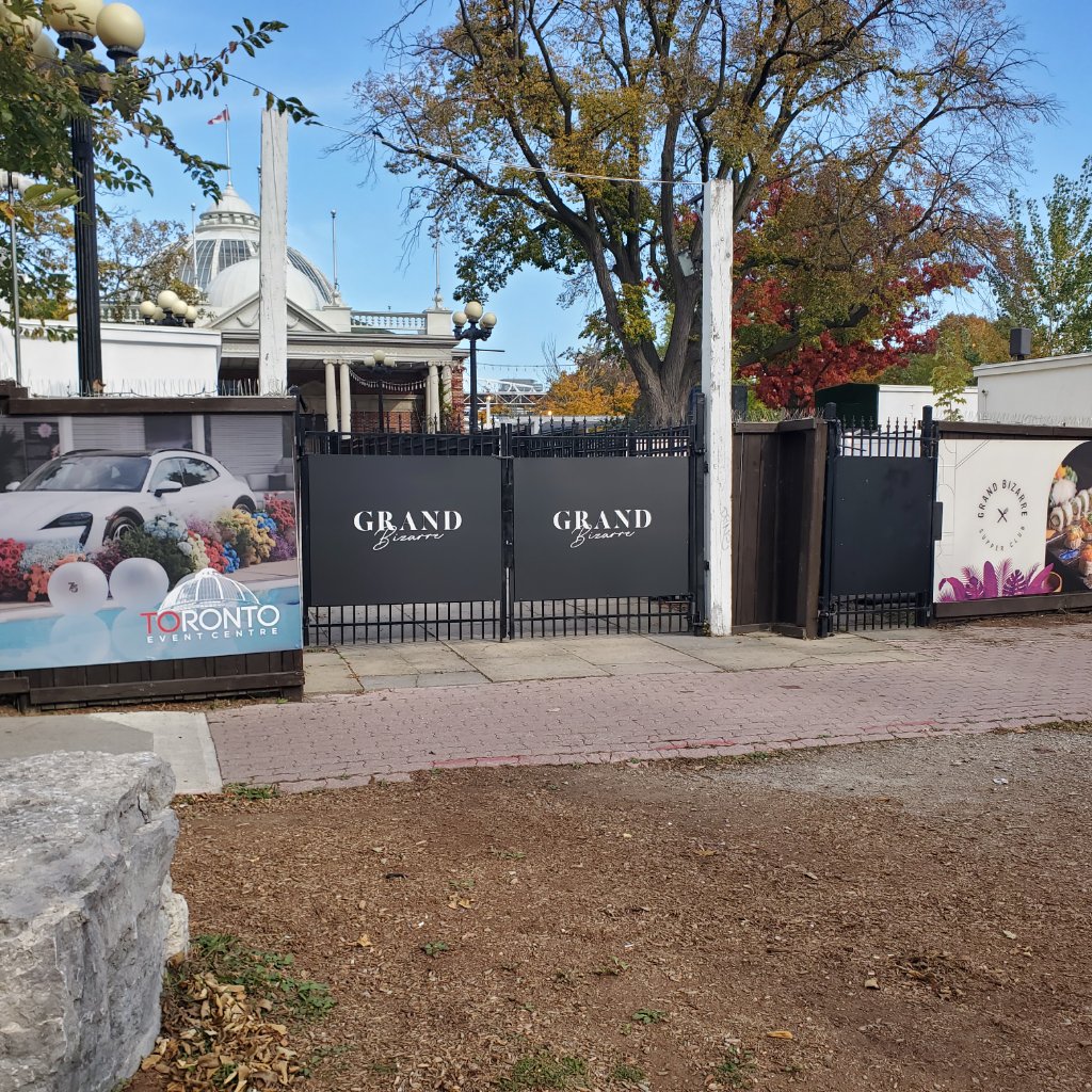 Grand Bizarre - Branded Gate Panels