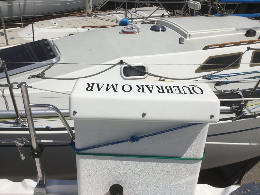 Quebrar O Mar - Boat Stern Name Lettering