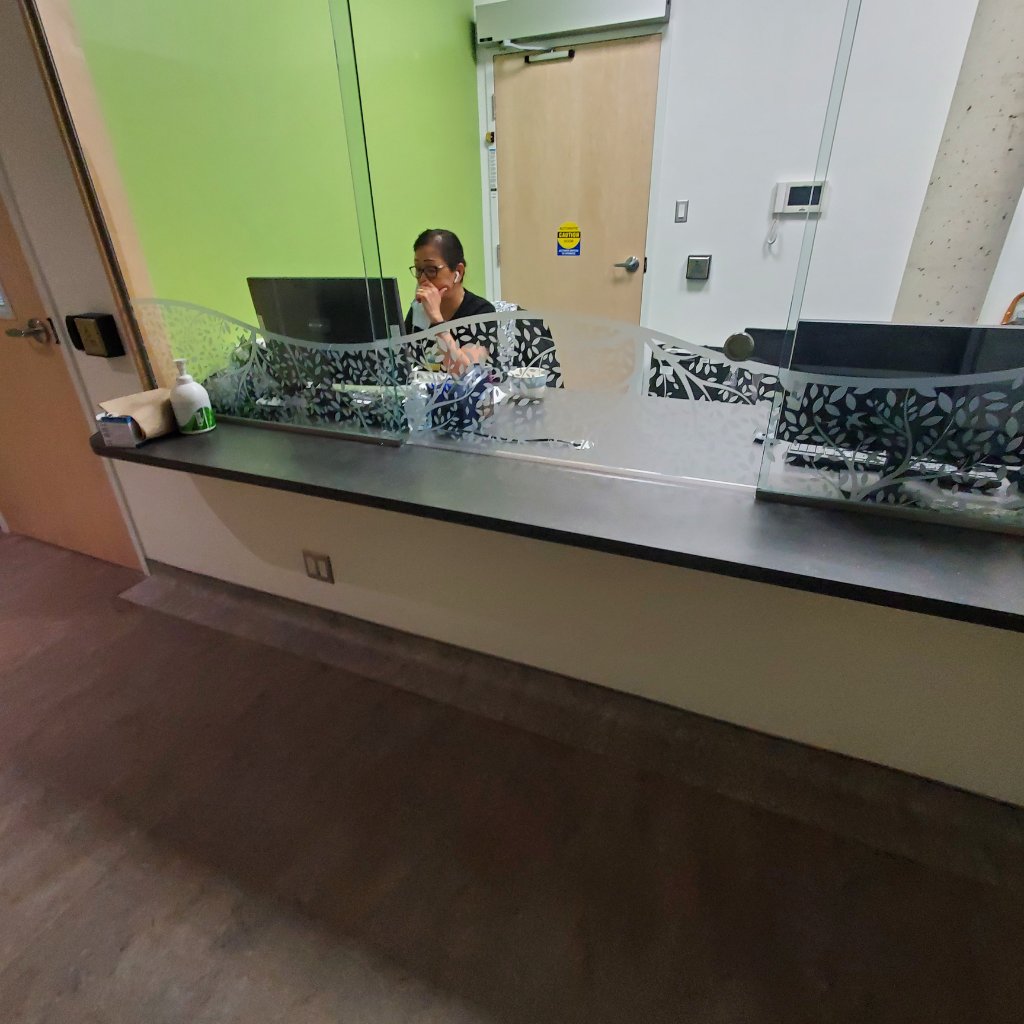 South Riverdale CHC - Staff at Reception Counter