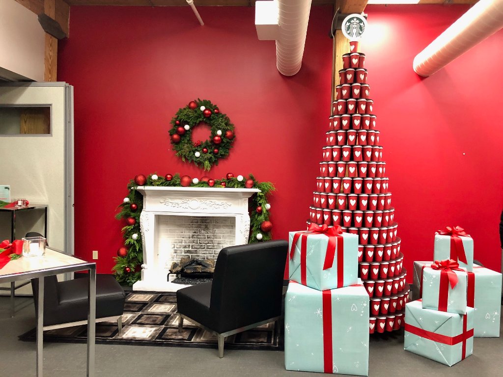 Starbucks Christmas Tree Structure