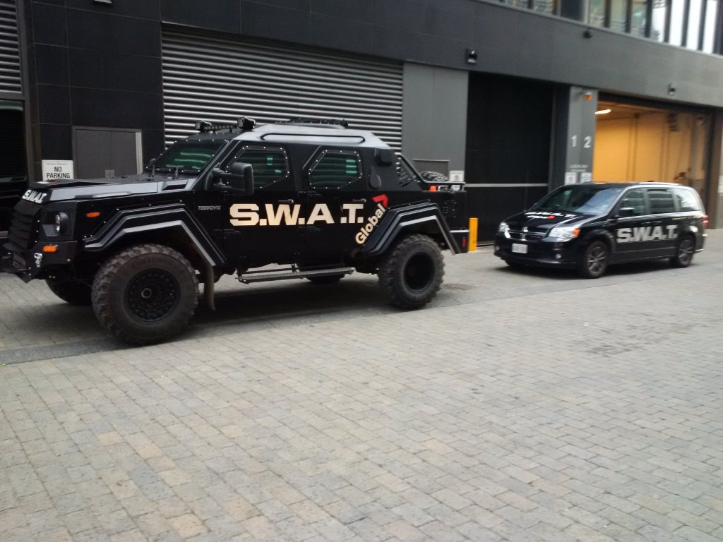 Film & TV Vehicle Graphics
