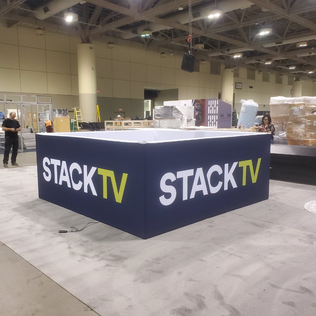 StackTV - Corner Display Counter