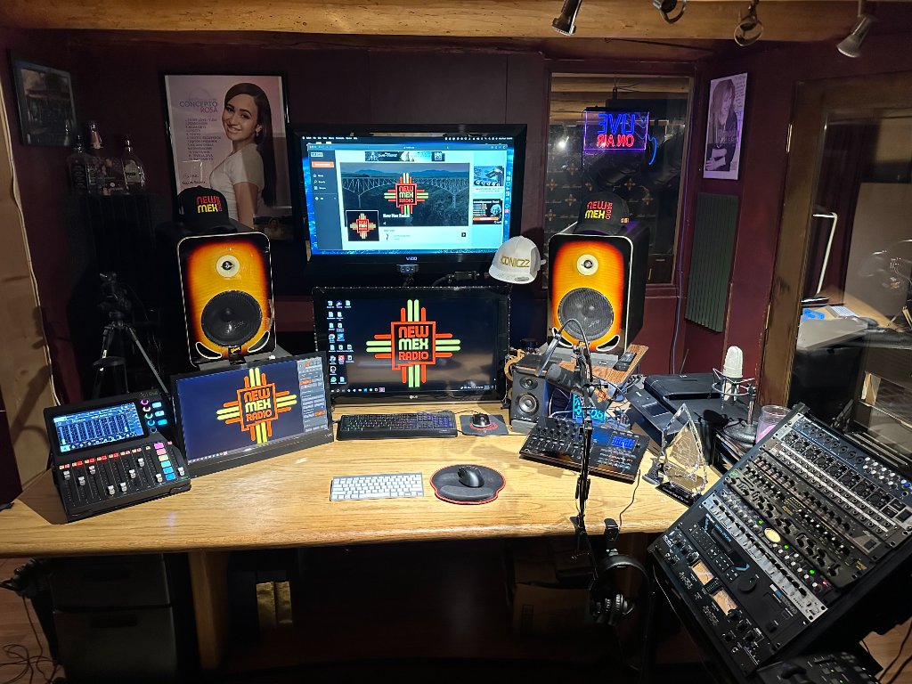 DJ Studio