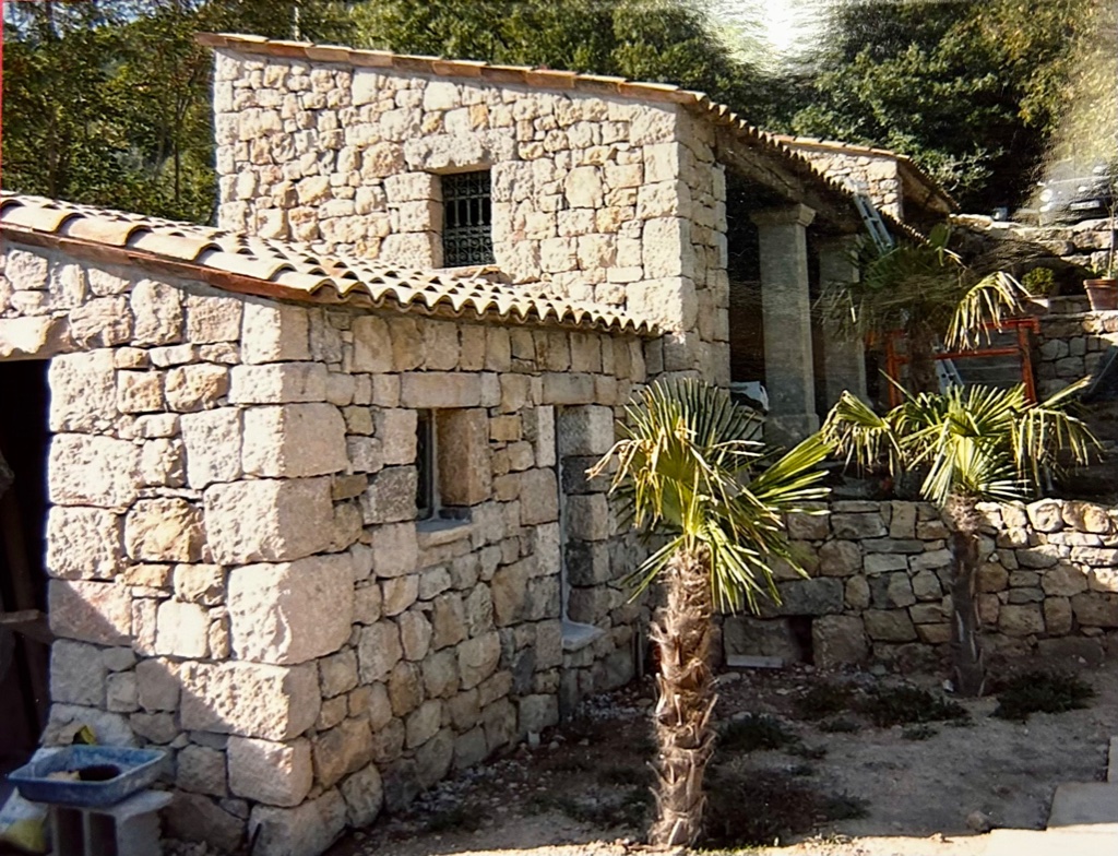 Rénovation pierre façade Béziers Hérault – NVA Bâtiment 2