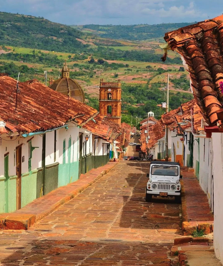 Barichara pueblo patrimonio Santander Colombia — cerca de Villa Nogalito San Gil