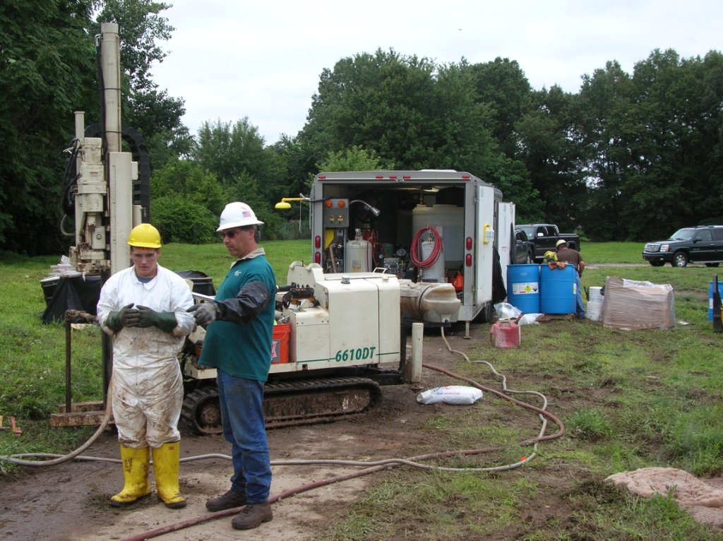 IET direct push injection equipment used for in-situ chemical oxidation and groundwater remediation