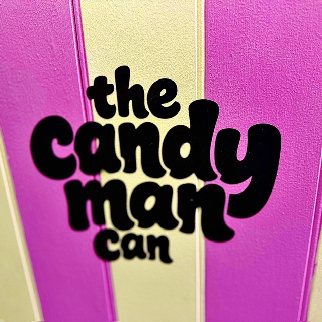 Ye Olde Traditional Confectioner logo
