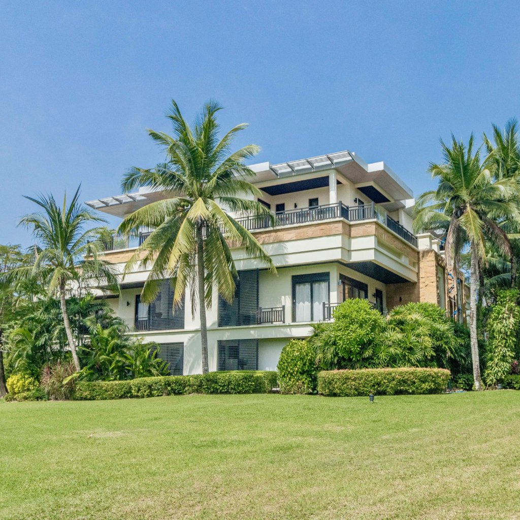 Casa Blanc Beachfront Laguna