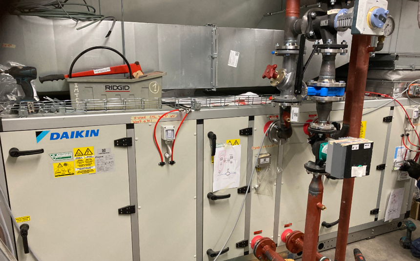 Vervangen pulsie groep (HVAC) stuurbord en vermogenverdeling