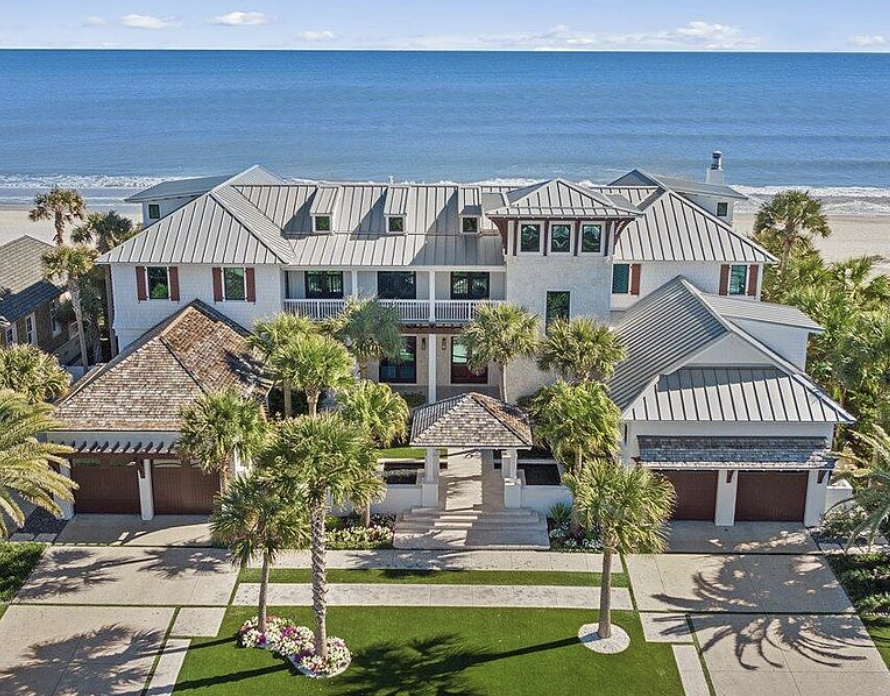 Trusted local lawn care pros matched through Charged Up Lawn Care Services in Jacksonville FL