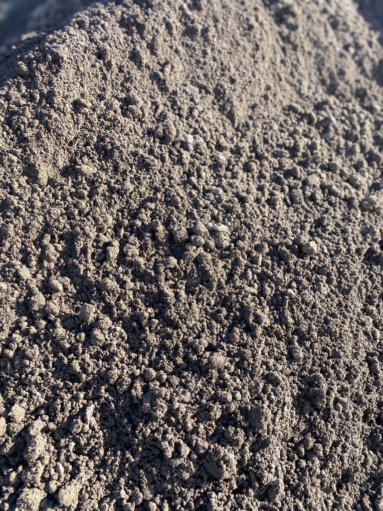 Soil & Garden Mixes