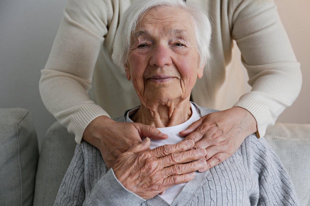 Professional caregiver providing compassionate home care in Rhode Island
