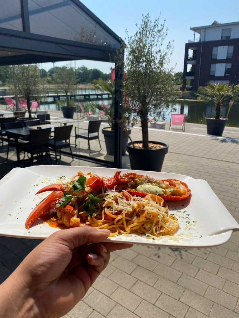 Hummer Pasta