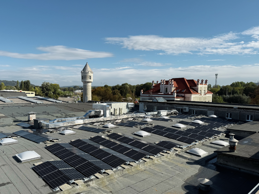 Solaranlage für Einkaufs- und Freizeitzentrum