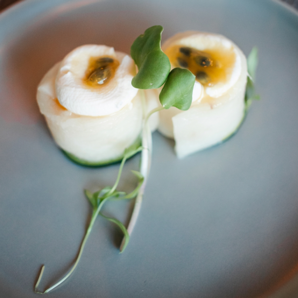 Gunkan Passion Fruit