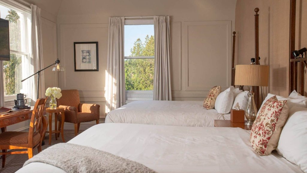 Luxury bedroom