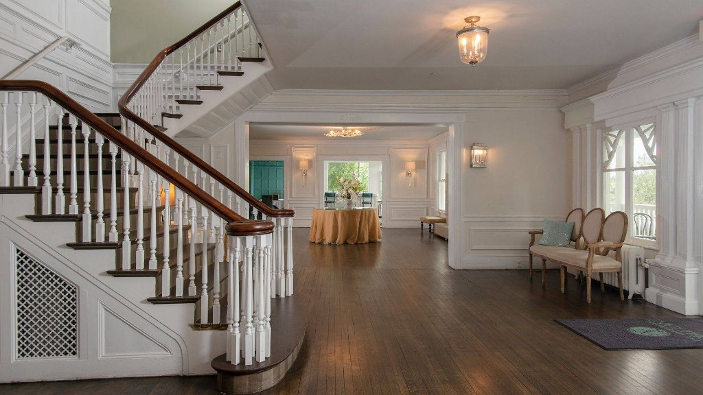 Grand staircase