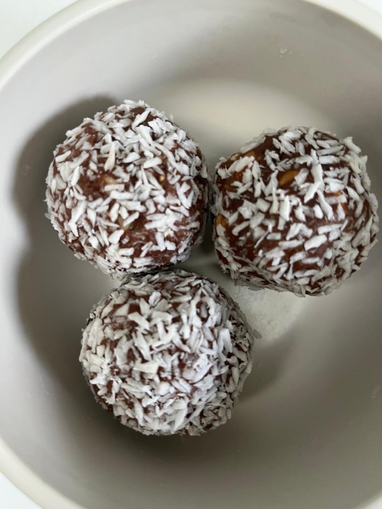 Coconut Protein Balls