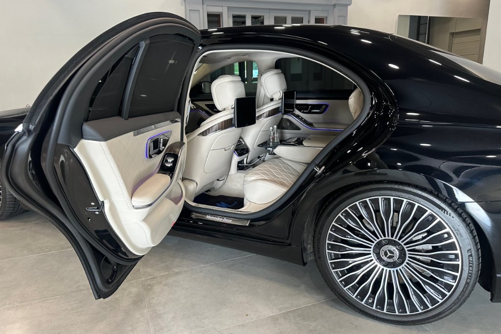 Luxury Sedans
