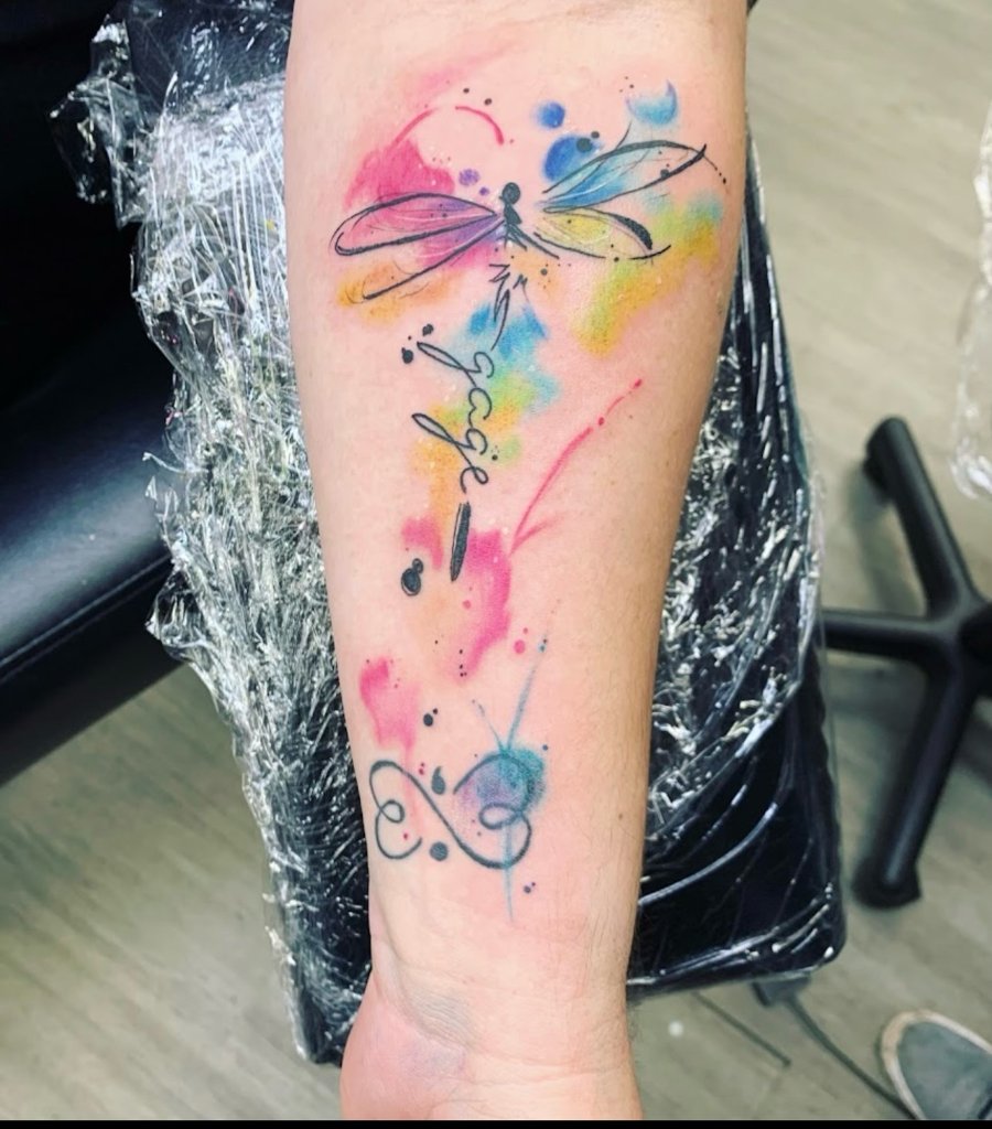Watercolor dragonfly with script