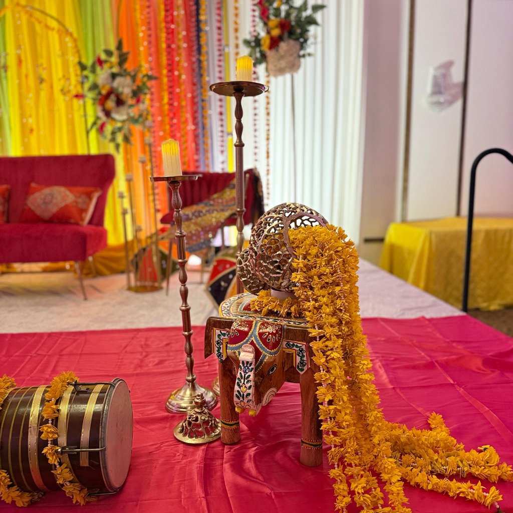 Floral Gajra Basket