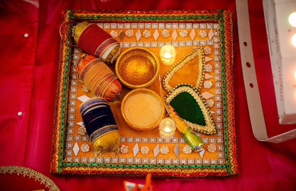 Colorful Bangle Basket