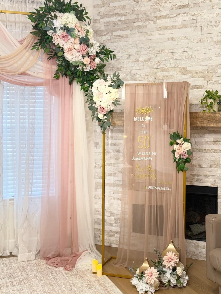 Gold Frame Welcome Sign