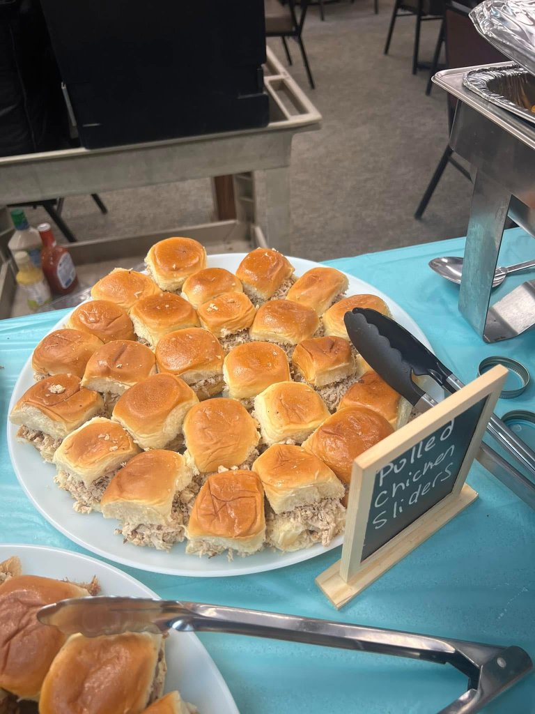 BBQ catering buffet with mac and cheese
