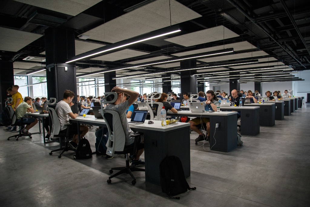 Full, thriving office