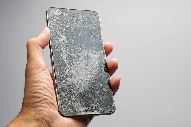 Cracked phone screen replacement cost guide Bronx NY RepairRama