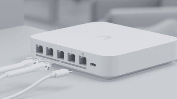 UniFi Cloud Gateway Ultra