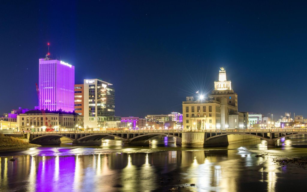 Cedar Rapids skyline at night