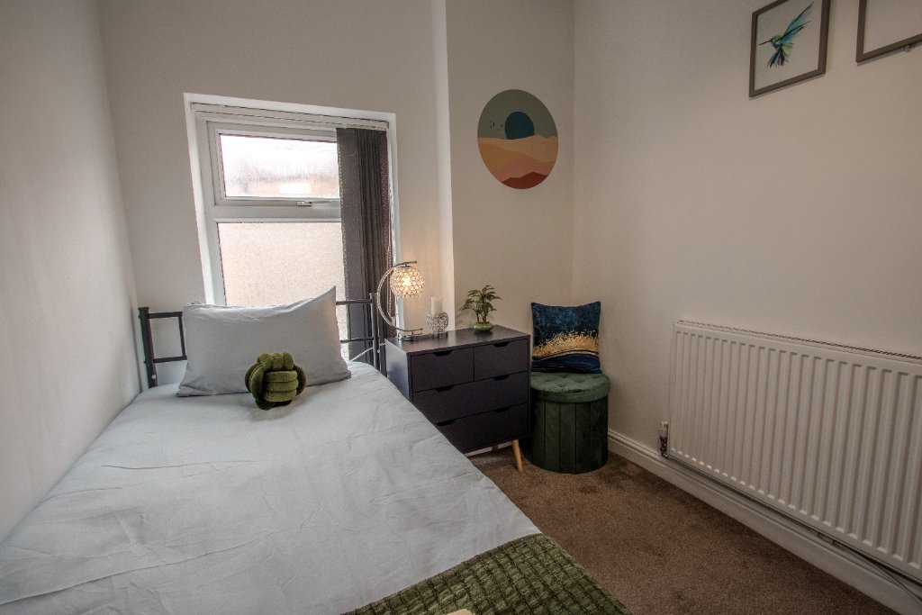 Single bedroom