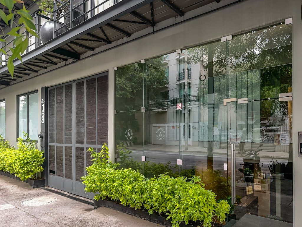 Armonik Suites Rooftop | Terrace & Covered Lounge — venue photo 11