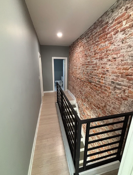 Exposed Brick & Modern Finishes - Philadelphia, PA