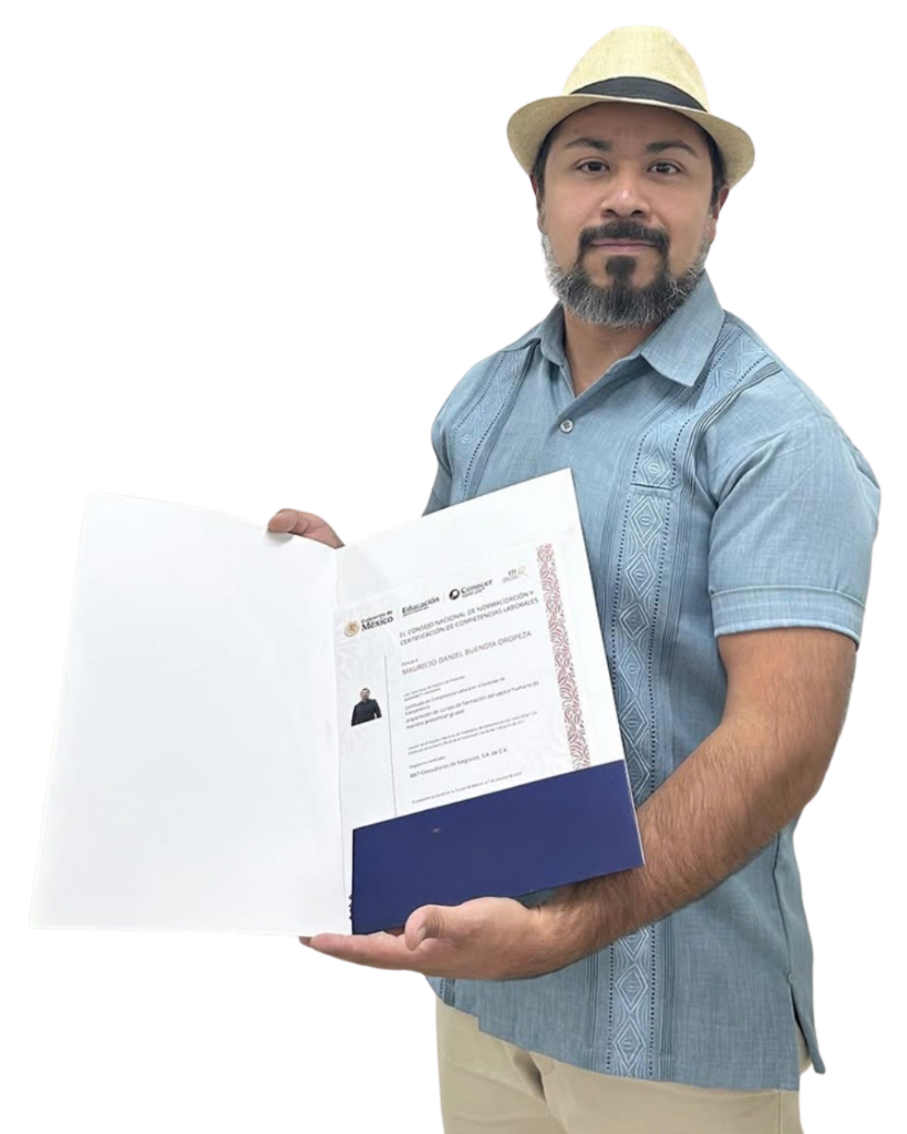Mauricio B.