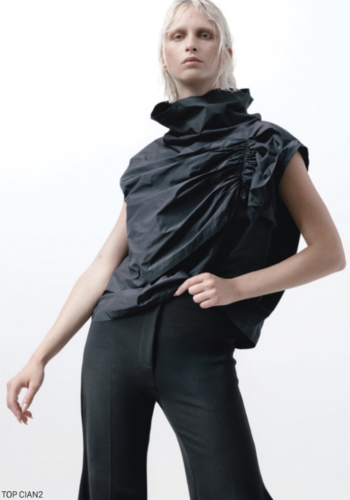 XENIA look 16