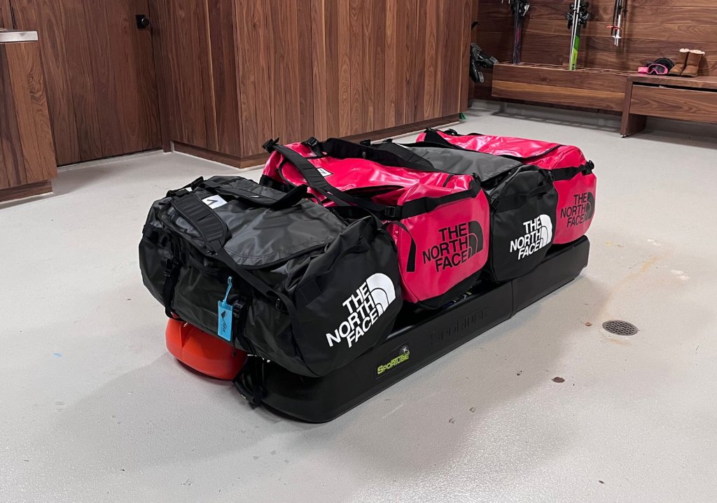 Valet Ski Storage