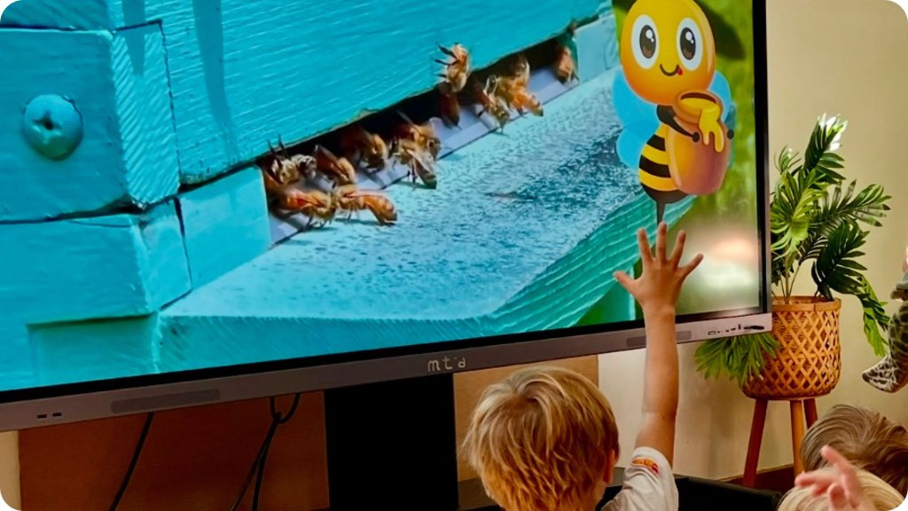Learning about bees and pollinators
