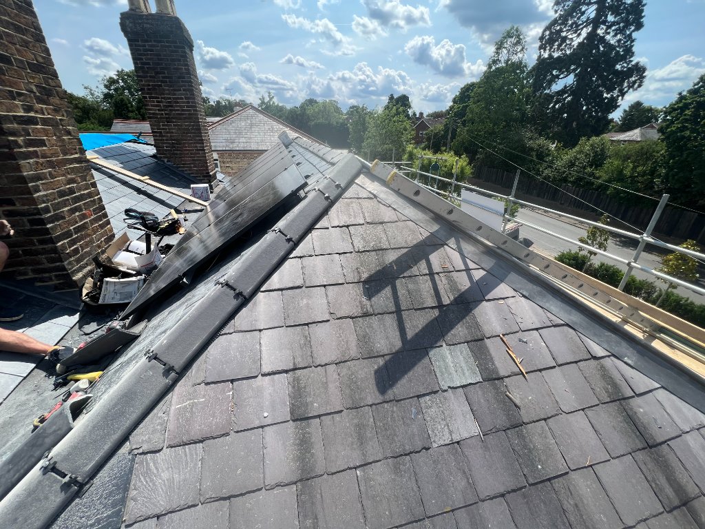 Roof Cleaning & De-Mossing