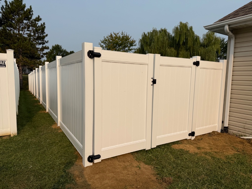 Vinyl Privacy Fence with Gate - Gertz FenceWorks LLC, Collinsville IL