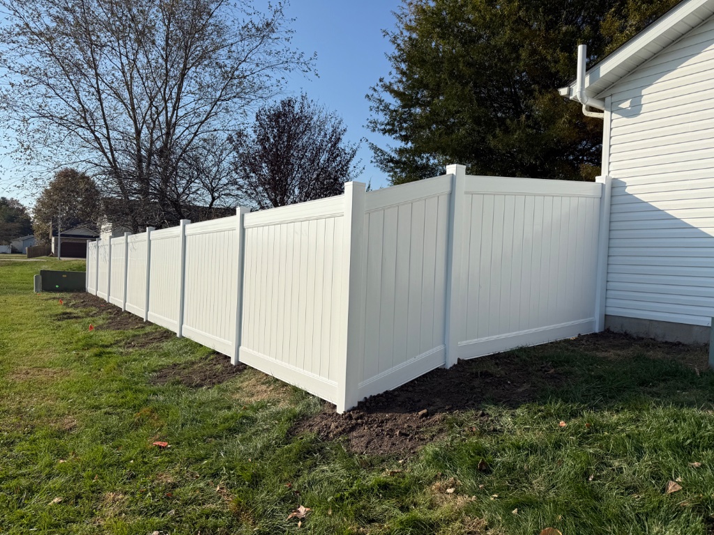 Vinyl Privacy Fence - Gertz FenceWorks LLC, Collinsville IL