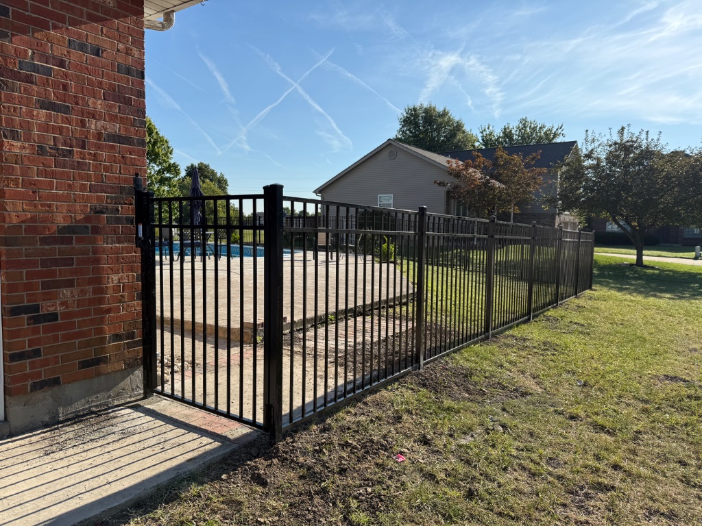 Vinyl Pool Fence - Gertz FenceWorks LLC, Collinsville IL