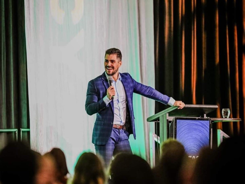 PJ Coorey speaking and mentoring - leadership speaker Australia