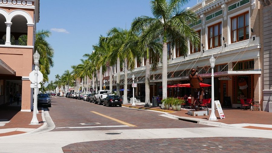 Fort Myers downtown