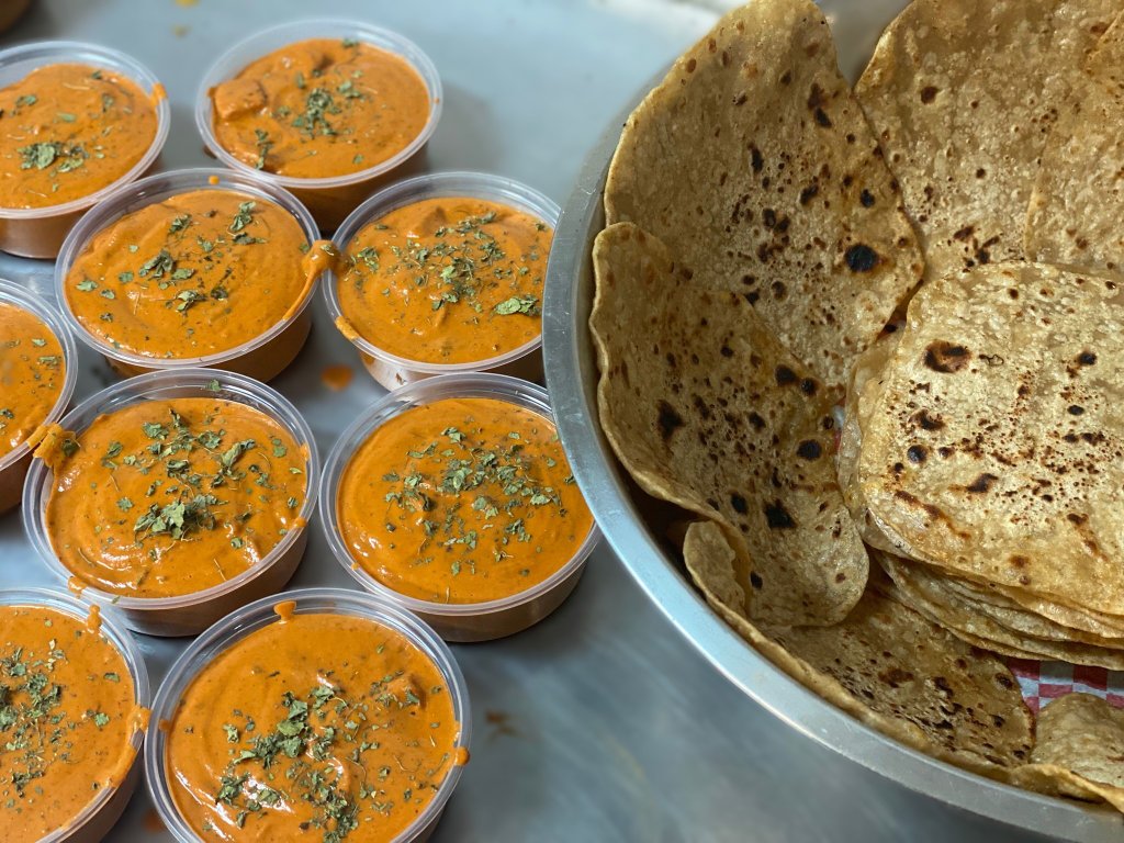 Paneer Gravy & Roti Paneer gravy and roti – vegetarian Indian meal subscription delivery in Kitchener, Ontario