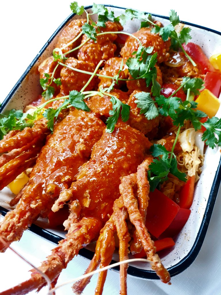 Lobster in chilli sauce